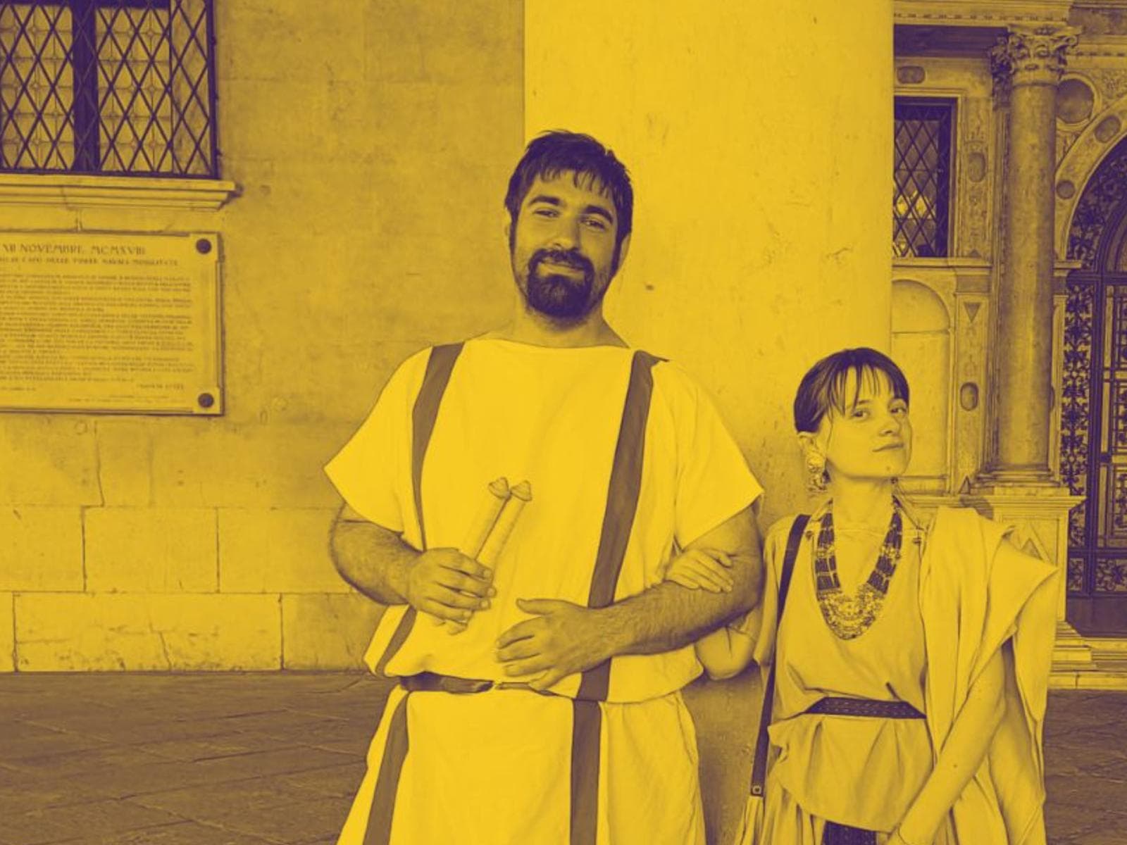 A spasso per Brixia con Nonio Macrino — Cultura a Brescia, Piazza del Foro